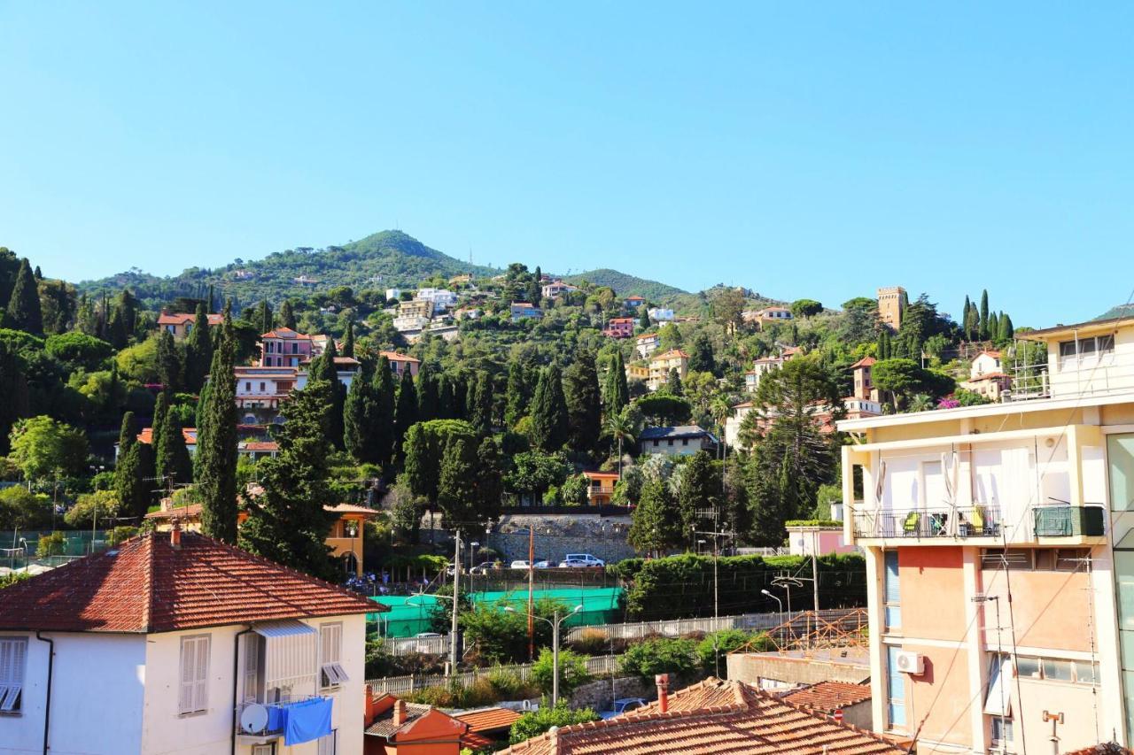 Hotel Alla Fontanella 阿拉西奥 外观 照片