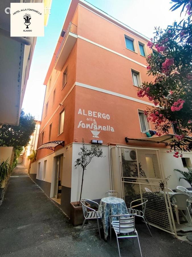 Hotel Alla Fontanella 阿拉西奥 外观 照片