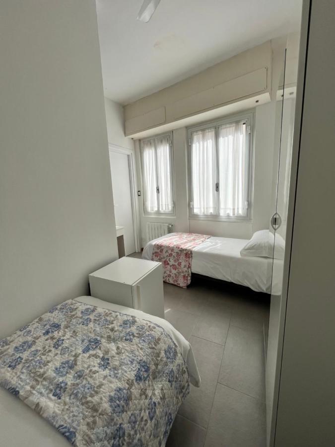 Hotel Alla Fontanella 阿拉西奥 客房 照片