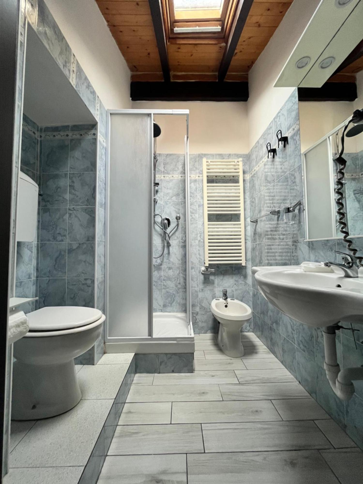 Hotel Alla Fontanella 阿拉西奥 客房 照片